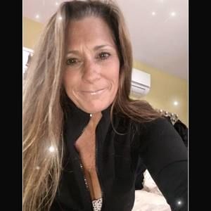 Meet your Posher, Debra